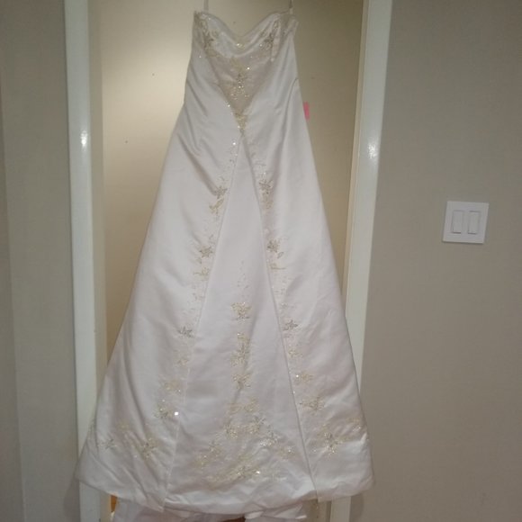NWT! Alfred Angelo 1822 size 14 wedding - Picture 4 of 8